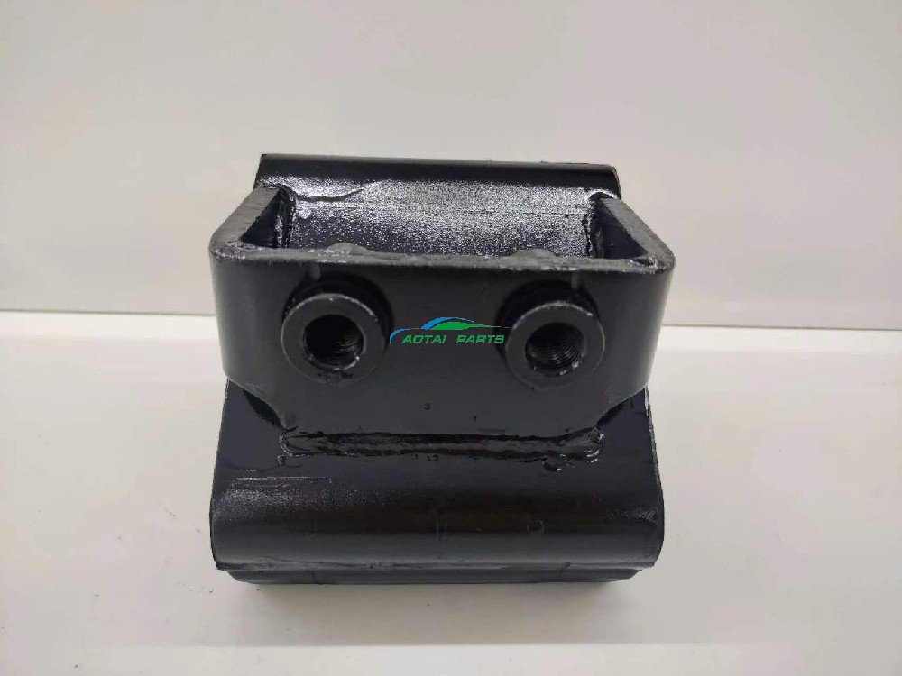 Hino 700 Truck Engine Mount 12031E0040 12031-E0040