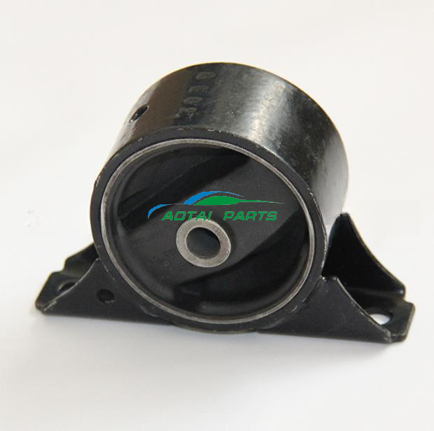 Mitsubishi Fuso Truck Bracket MB870012