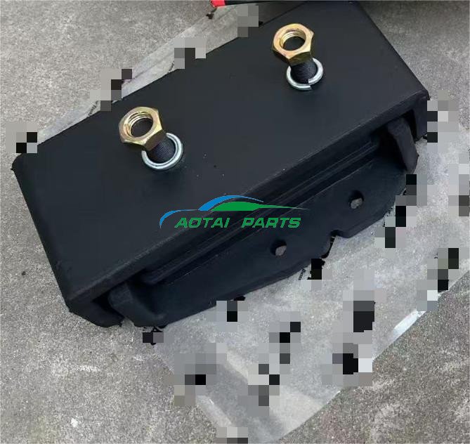 Mitsubishi Fuso Engine Mount ME052273