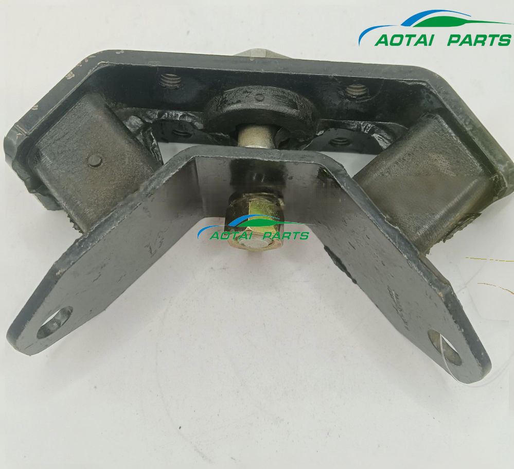 Auto Parts Engine Mount for Toyota Pickup HILUX 12371-31040
