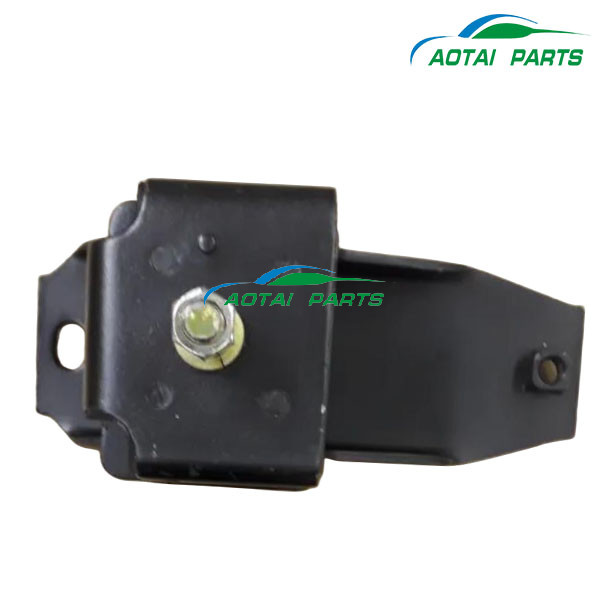 ISUZU NHR55 2.8 NKR 4JB1 Engine Mounting 8-97080-620-0 8-97080-621-0